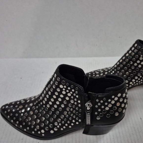 1. State Black and Silver Studded Ankle Boots. Sz 5.5 but can fit 6. - Picture 3 of 7